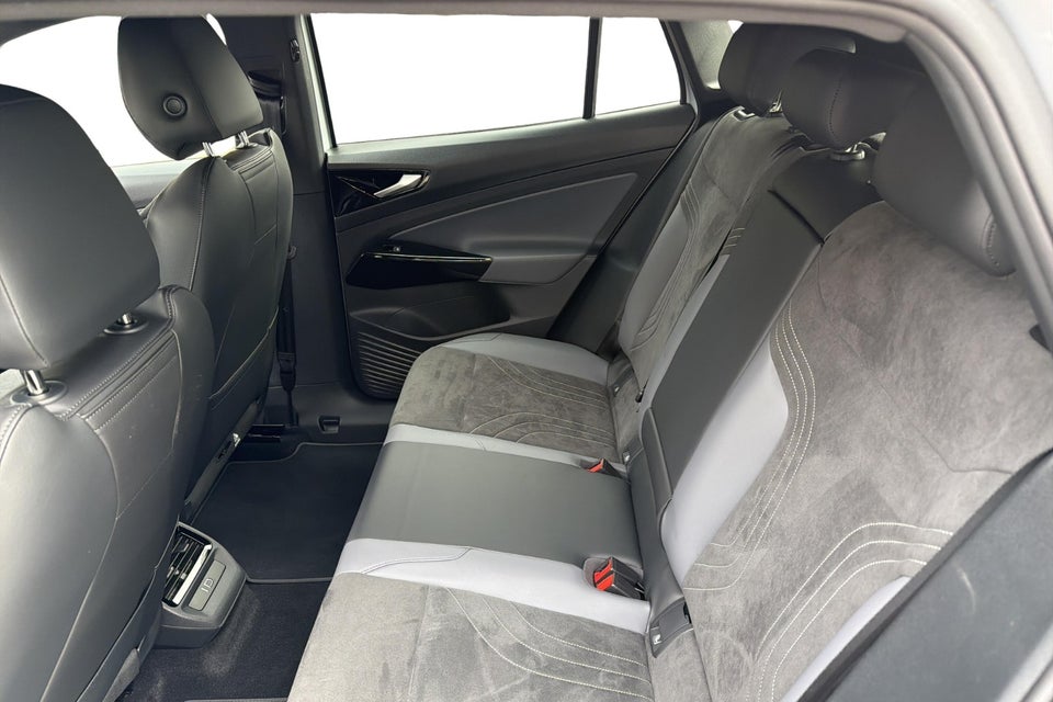 VW ID.4 77 Style+ 5d