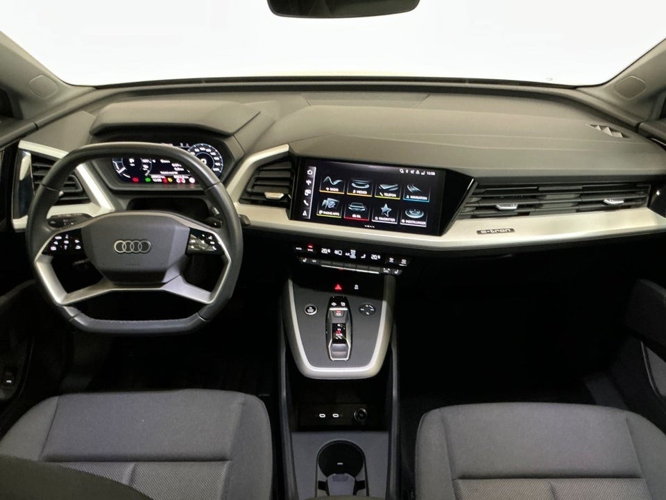 Audi Q4 e-tron 45 S-line 5d