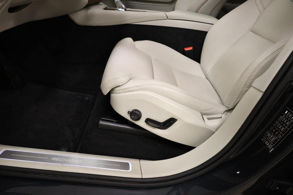 Volvo XC90 2,0 T8 ReCharge Inscription aut. AWD 7prs 5d
