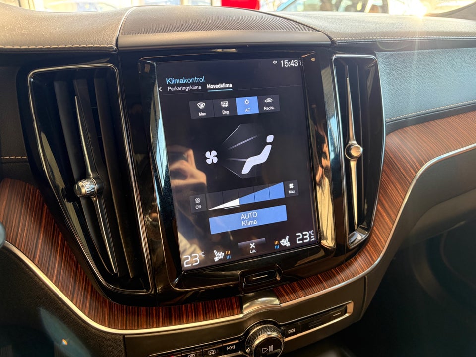 Volvo XC60 2,0 T5 250 Inscription aut. 5d