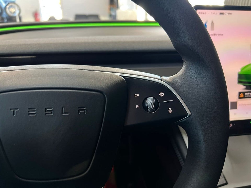 Tesla Model 3 RWD 4d