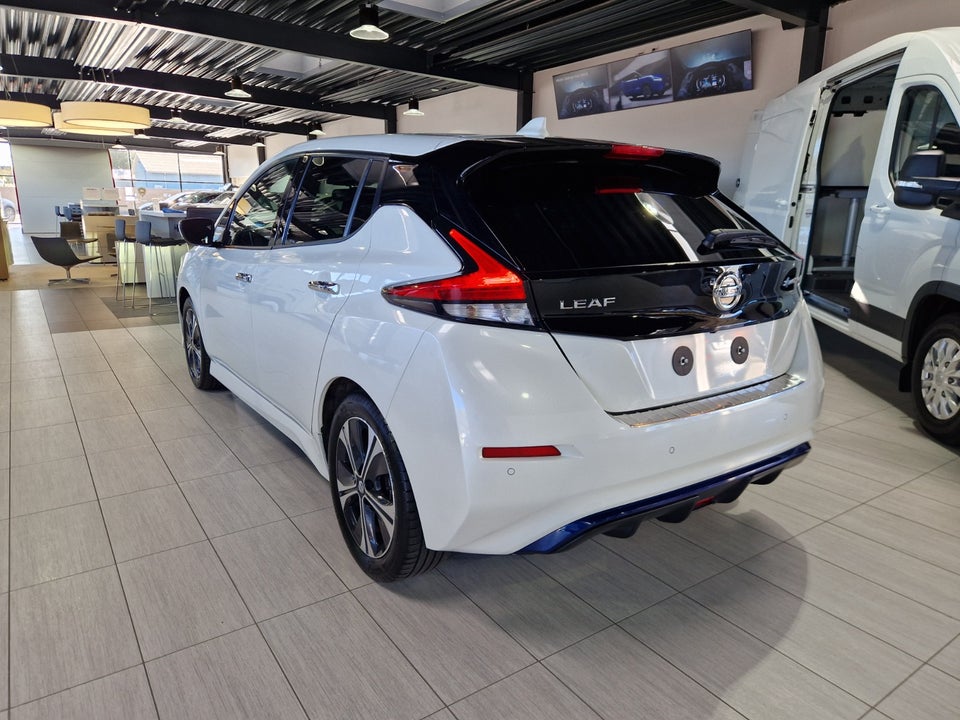 Nissan Leaf 40 N-Connecta 5d