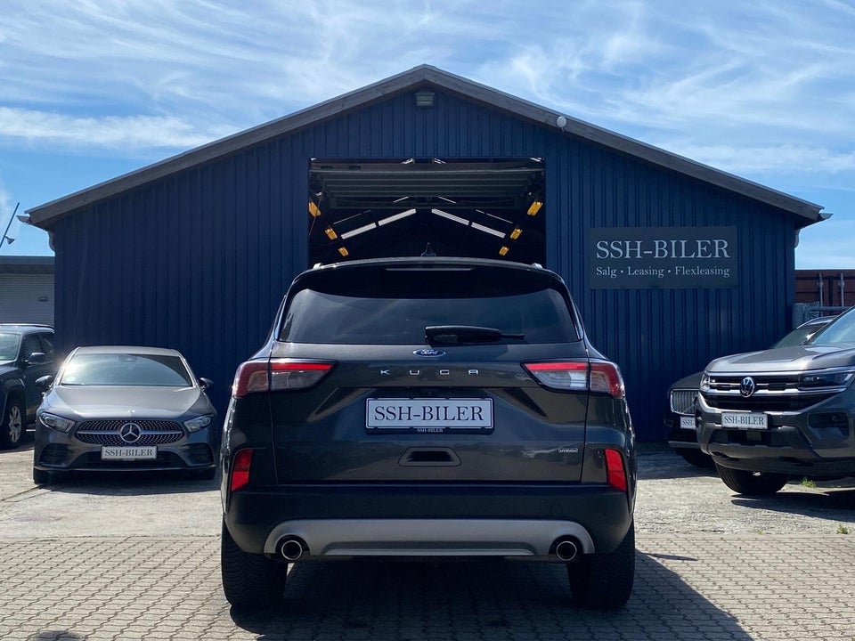 Ford Kuga 2,5 PHEV Titanium CVT 5d