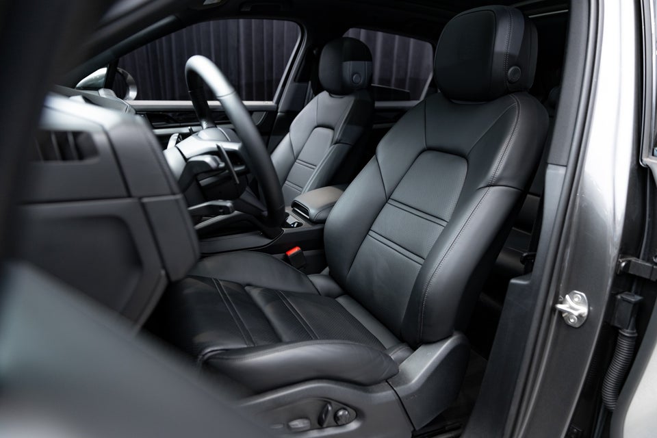 Porsche Cayenne 3,0 E-Hybrid Tiptr. 5d