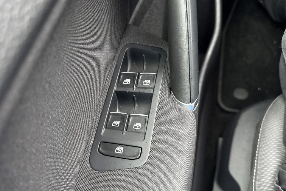 VW Golf VII 1,5 TSi 150 Highline DSG 5d