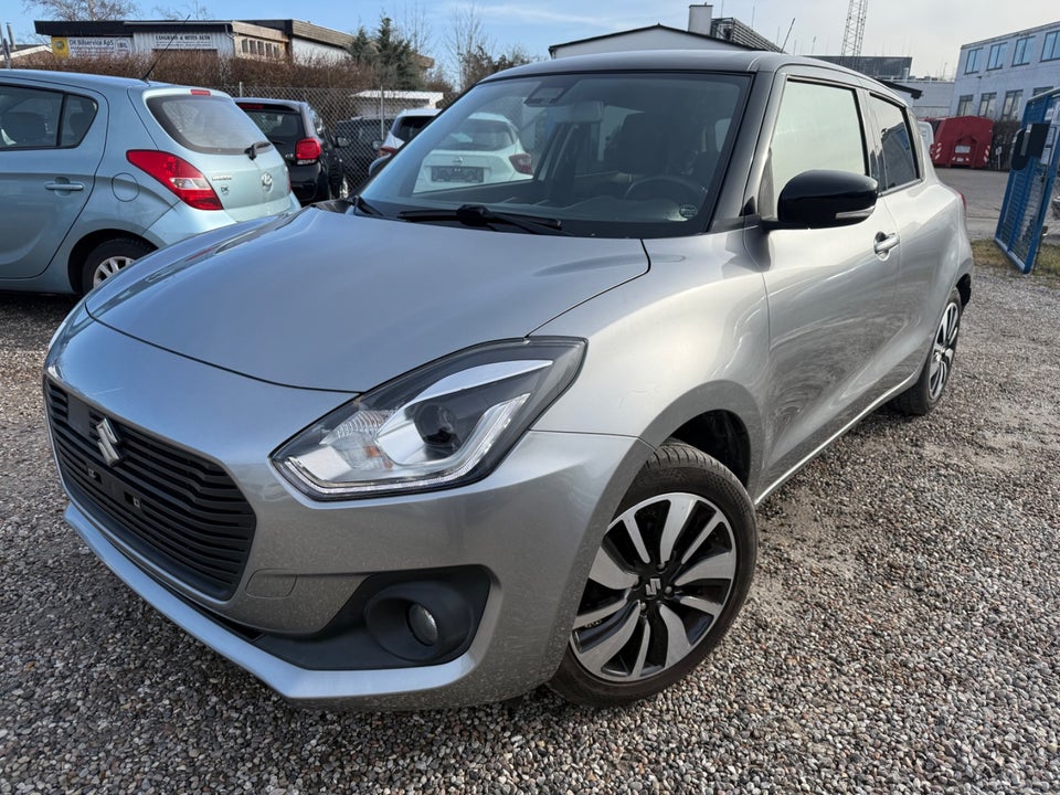 Suzuki Swift 1,2 Dualjet Exclusive CVT 5d