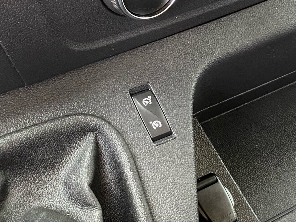 Nissan Interstar 2,0 dCi 150 L2H2 N-Connecta Van