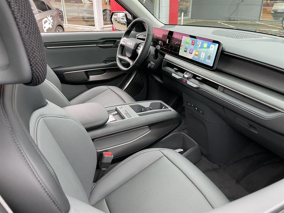 Kia EV9 76 Standard Range Upgrade RWD 7prs 5d