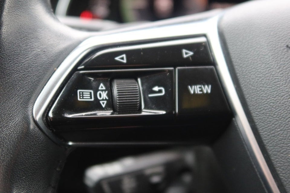 Audi A6 50 TFSi e Sport quattro S-tr. 4d