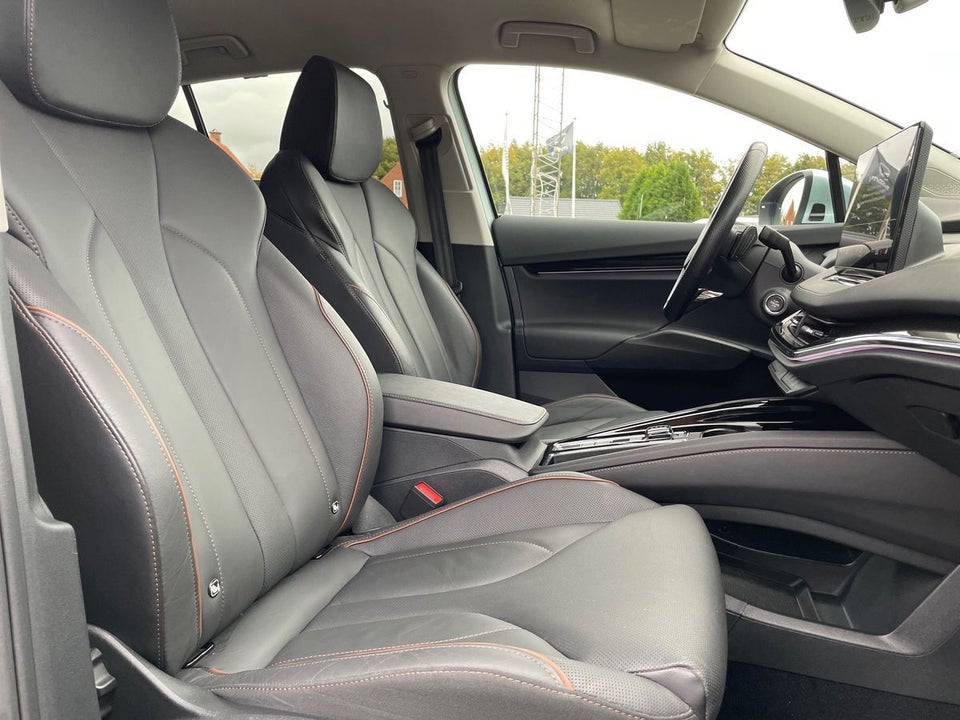 Skoda Enyaq 80 iV Suite 5d