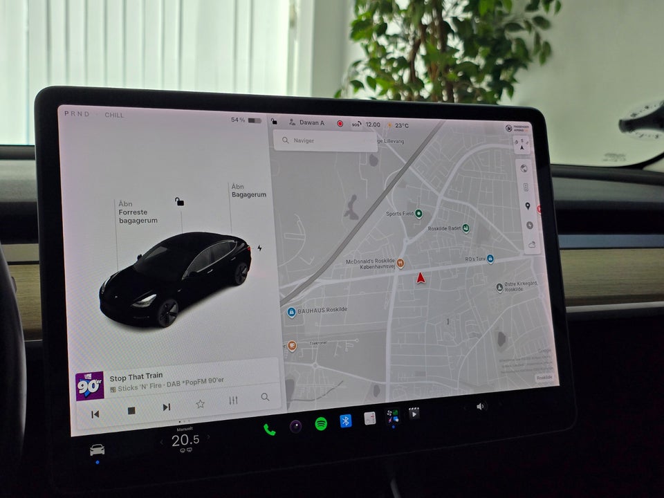 Tesla Model 3 Standard Range+ RWD 4d