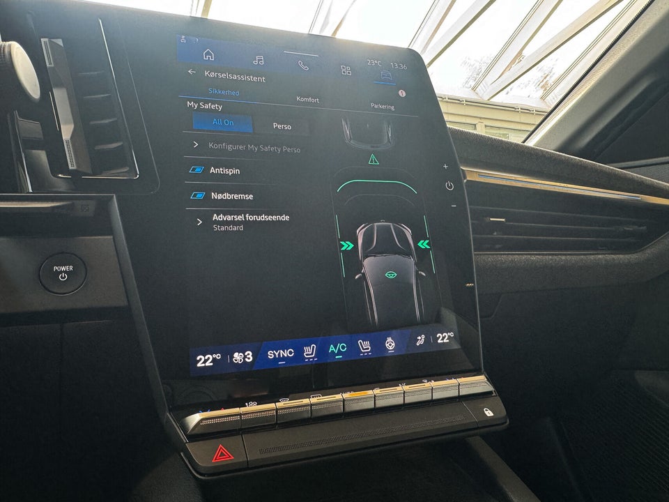 Renault Megane E-Tech 60 Techno+ 5d