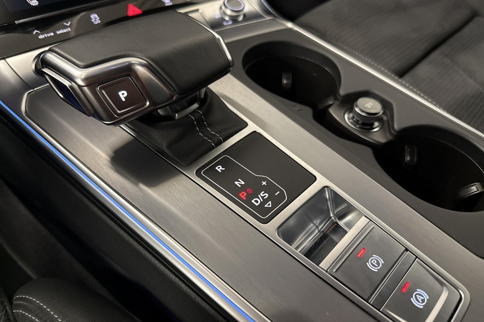 Audi A6 55 TFSi e Sport Prestige Avant quattro S-tr. 5d