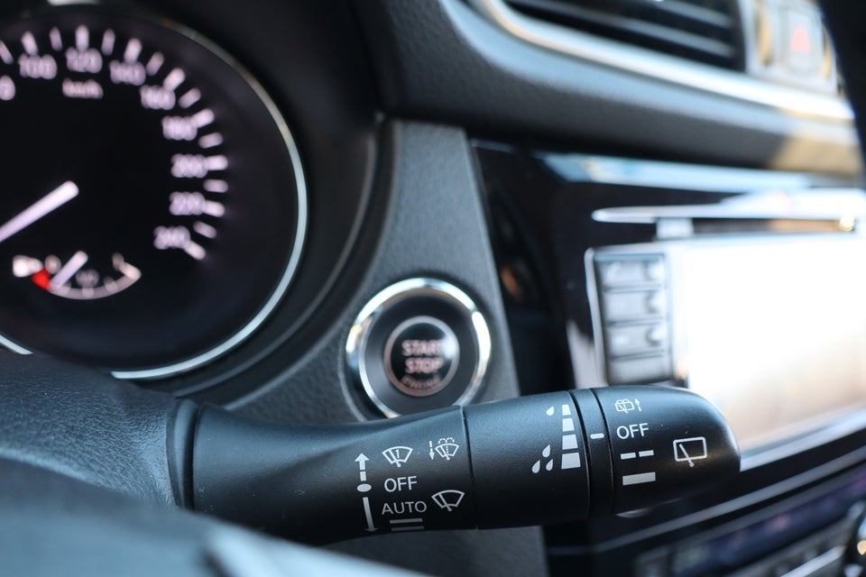 Nissan X-Trail 1,6 dCi 130 N-Connecta X-tr. 5d