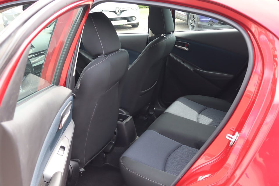 Mazda 2 1,5 SkyActiv-G 90 Superior 5d