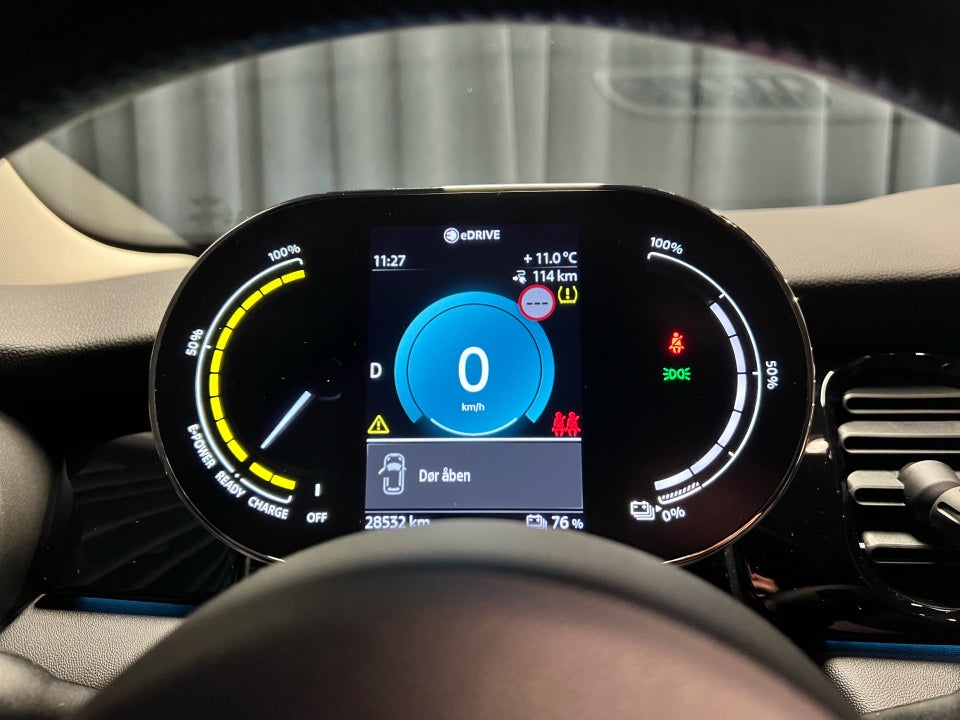 MINI Cooper SE Classic Trim 3d