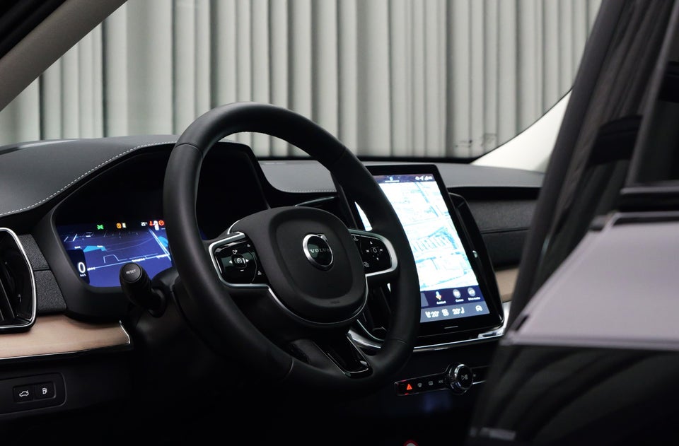 Volvo XC90 2,0 T8 ReCharge Ultra Dark aut. AWD 7prs 5d
