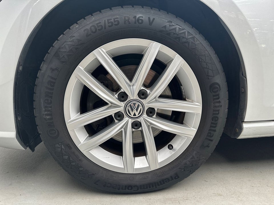 VW Golf VII 1,5 TSi 130 Comfortline DSG 5d