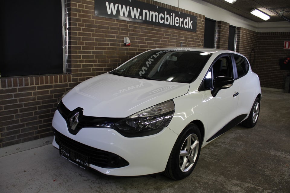 Renault Clio IV 1,2 16V Authentique 5d