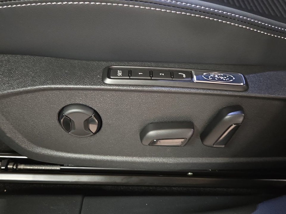 Ford Capri 77 Select Extended Range 5d