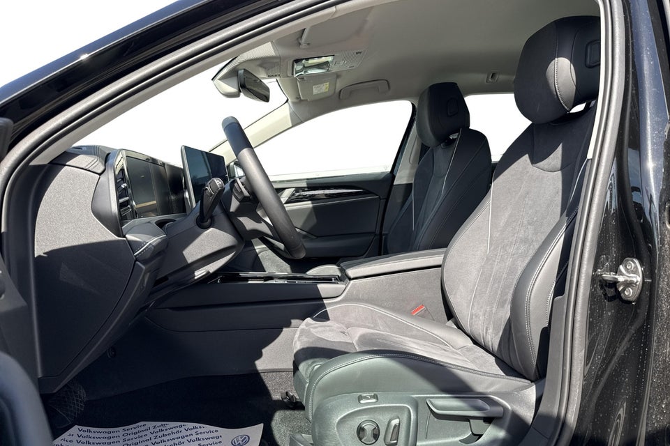 VW Passat 1,5 eHybrid Elegance Variant DSG 5d