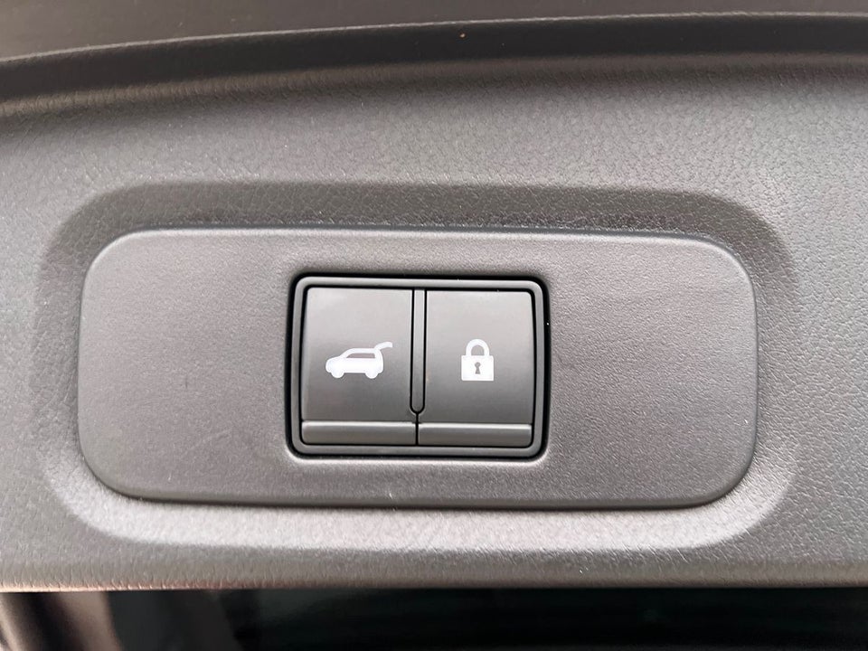 Nissan Qashqai 1,3 mHEV Tekna 5d