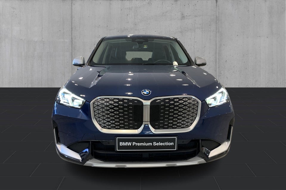 BMW iX1 xDrive30 5d