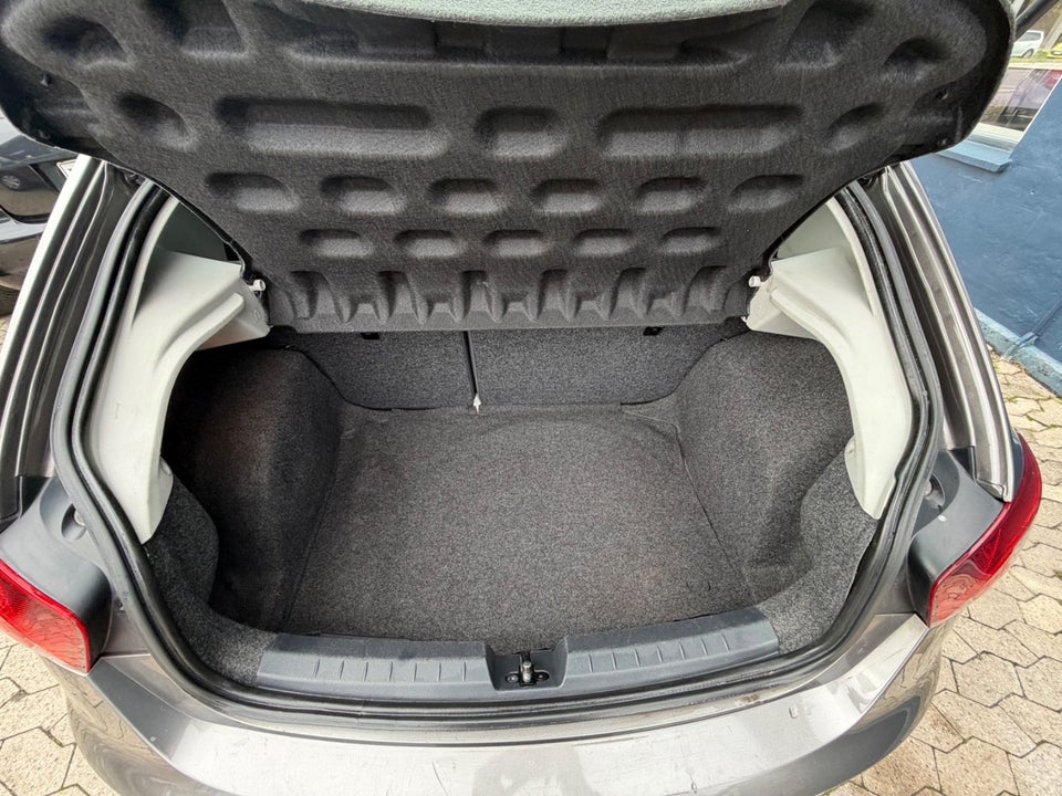 Seat Ibiza 1,0 MPi 75 Reference 5d