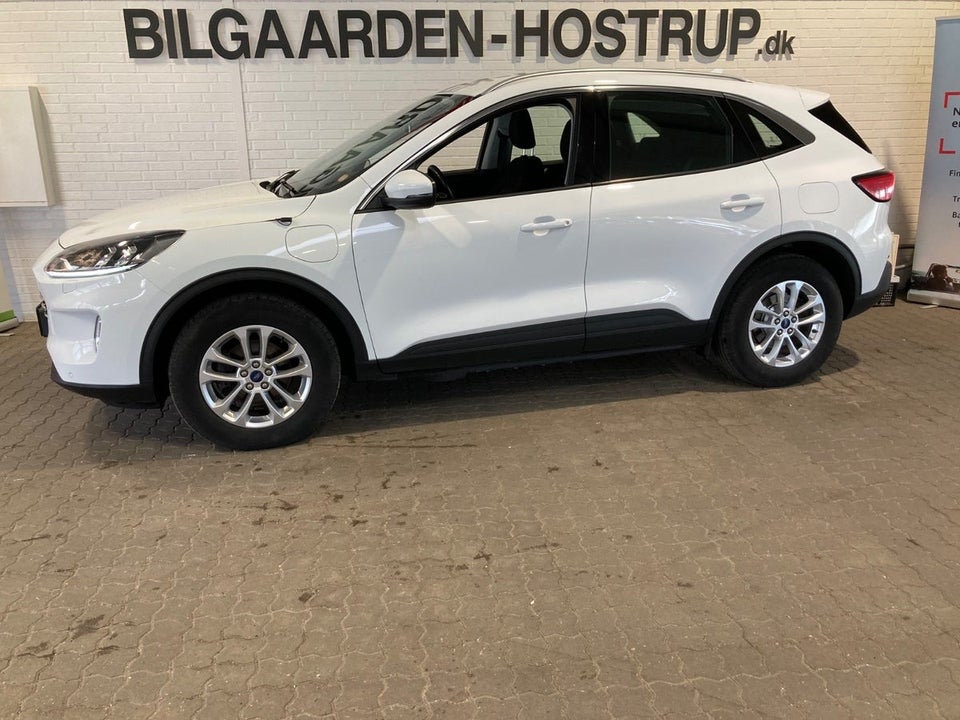 Ford Kuga 2,5 PHEV Titanium CVT 5d