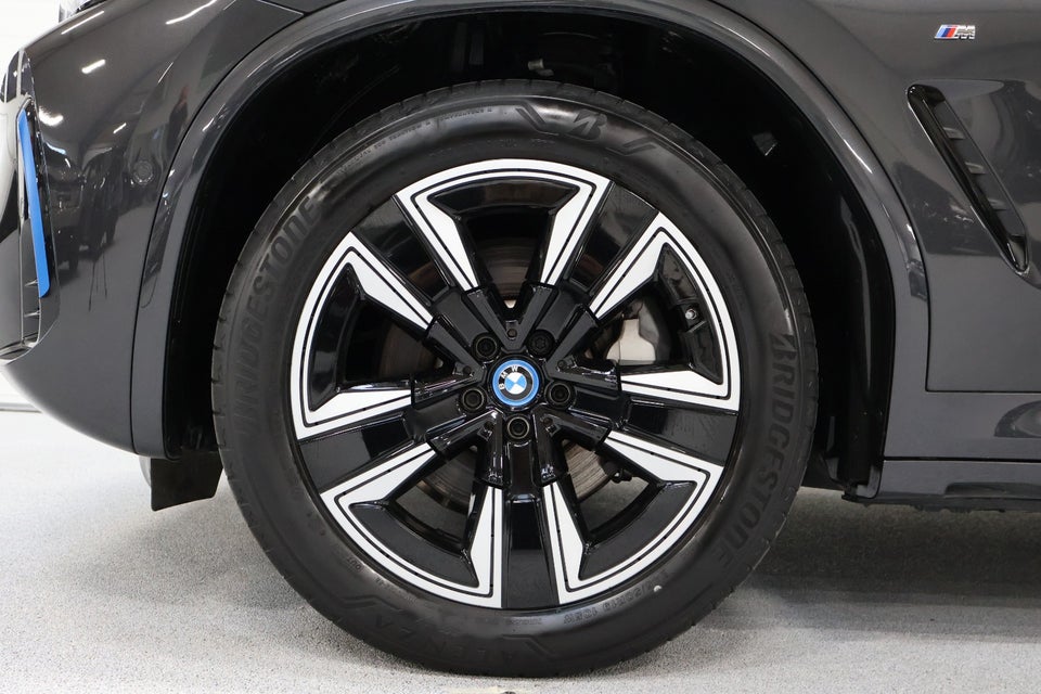 BMW iX3 Charged M-Sport 5d