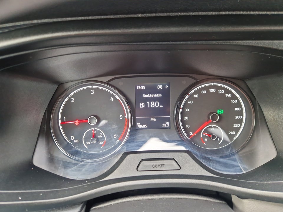 VW Transporter 2,0 TDi 150 Kassevogn DSG lang