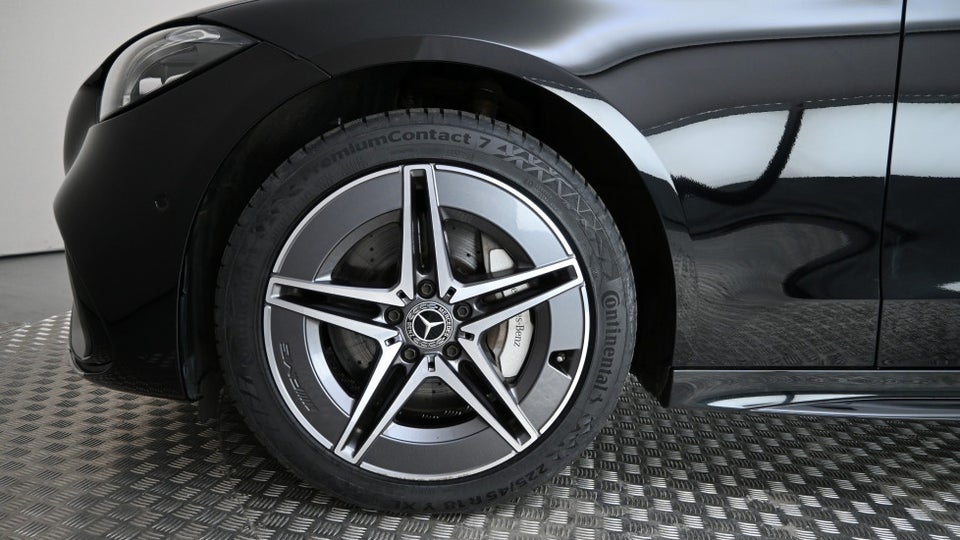 Mercedes C300 e 2,0 AMG Line stc. aut. 5d