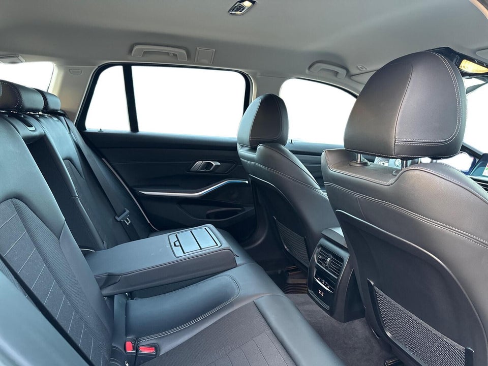 BMW 330e 2,0 Touring Sport Line aut. 5d
