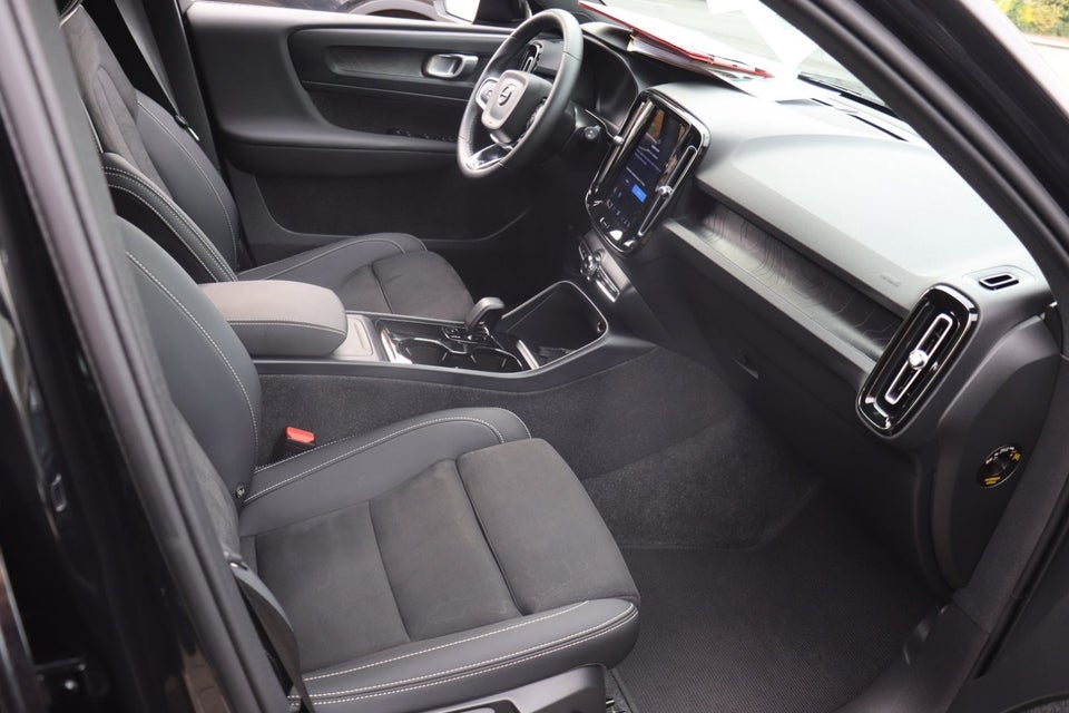 Volvo XC40 ReCharge Twin Plus 5d