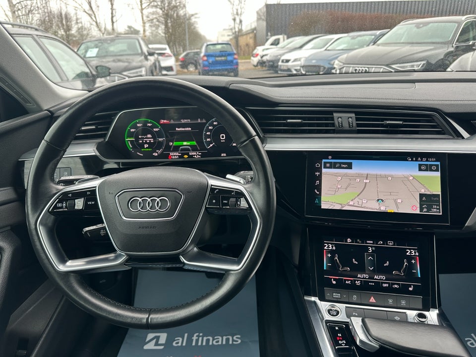Audi e-tron 50 quattro 5d