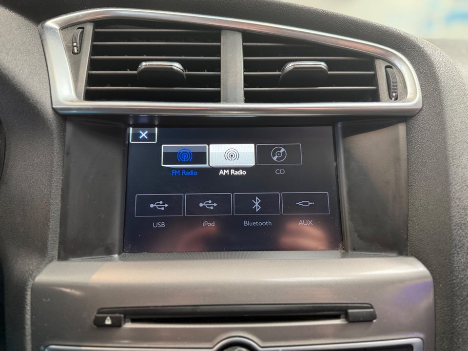 Citroën C4 1,6 BlueHDi 100 Challenge 5d