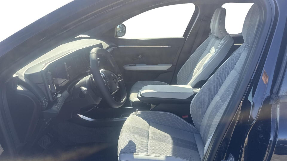 Renault Scenic E-Tech 87 Iconic 5d