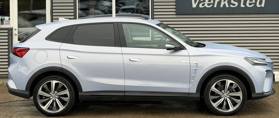 MG Marvel R Luxury 5d