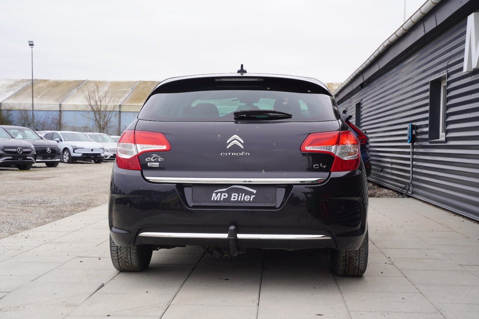 Citroën C4 1,6 e-HDi 112 Seduction E6G 5d