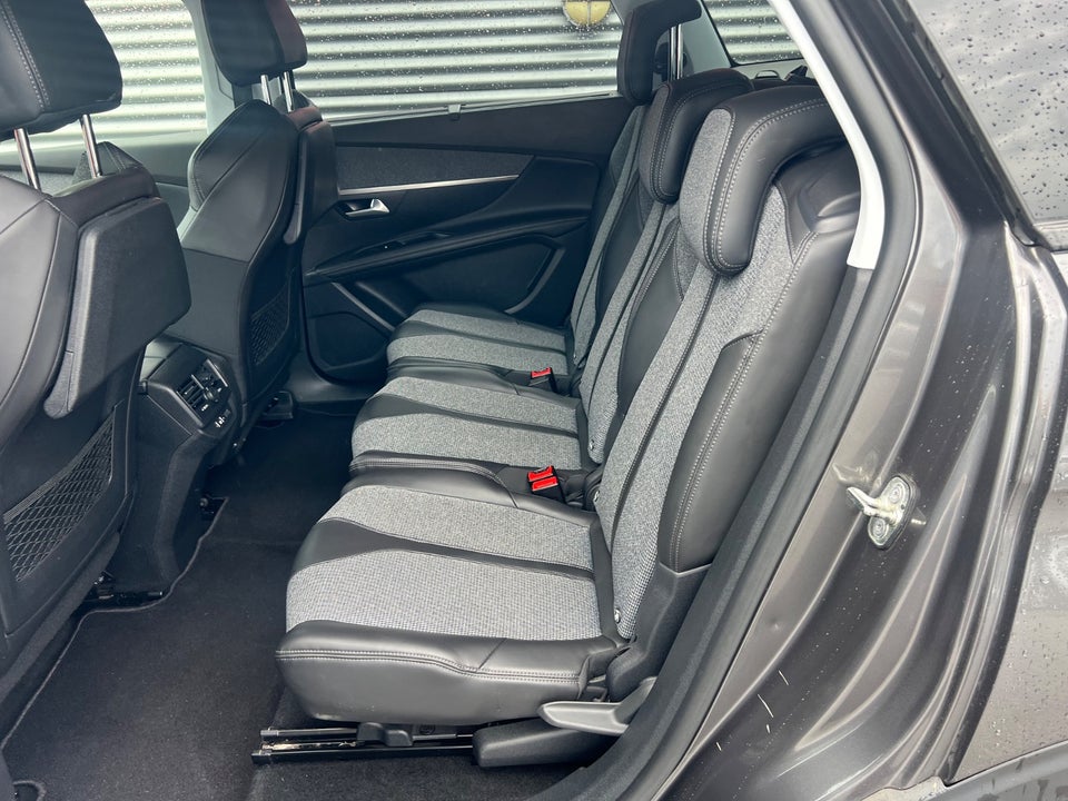 Peugeot 5008 1,5 BlueHDi 130 Allure EAT8 7prs 5d