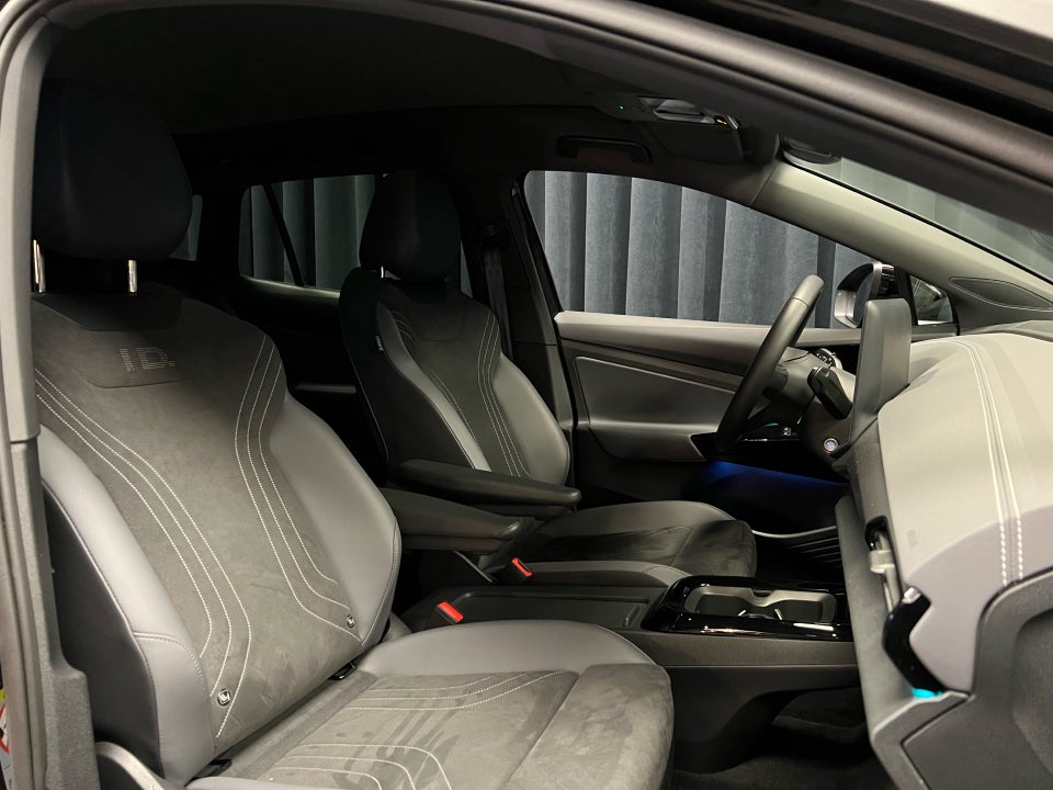 VW ID.4 77 Style+ 5d