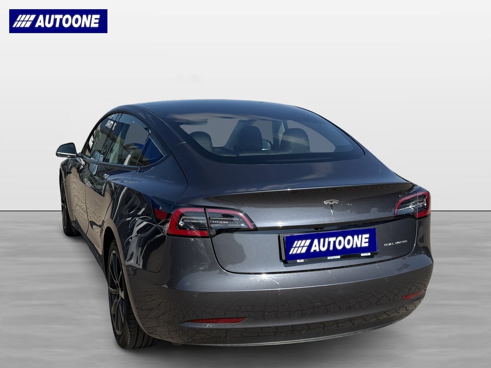 Tesla Model 3 Long Range AWD 4d