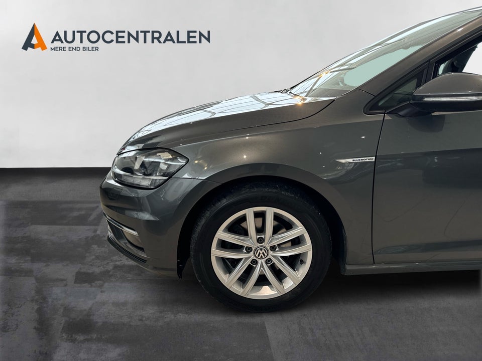 VW Golf VII 1,5 TSi 130 Comfortline Variant DSG 5d