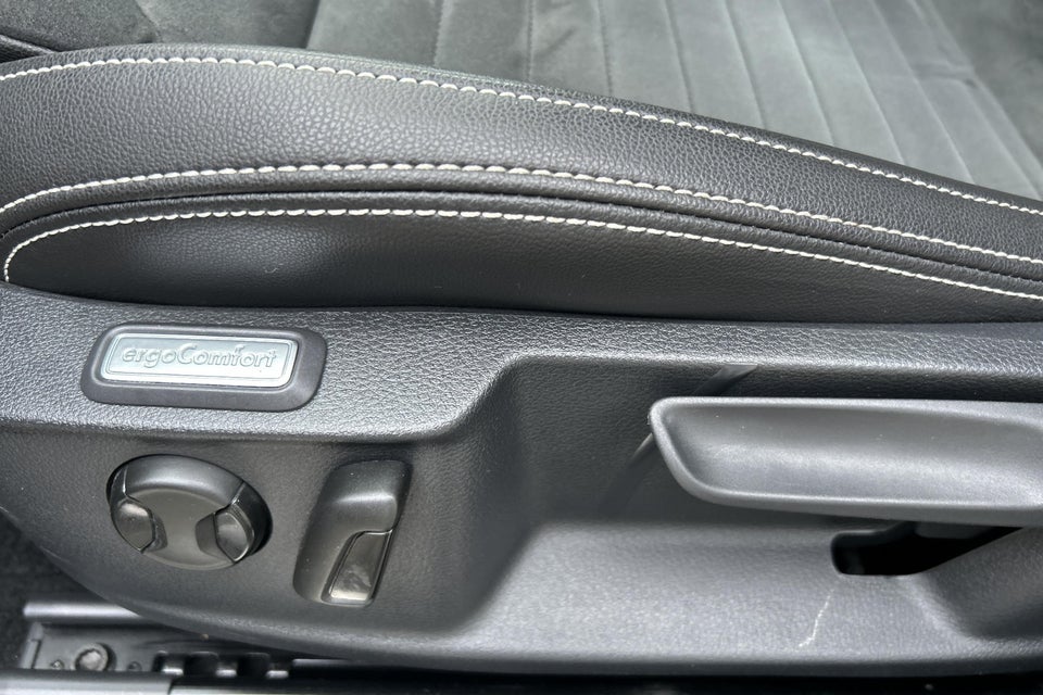 VW Passat 1,4 GTE High Variant DSG 5d