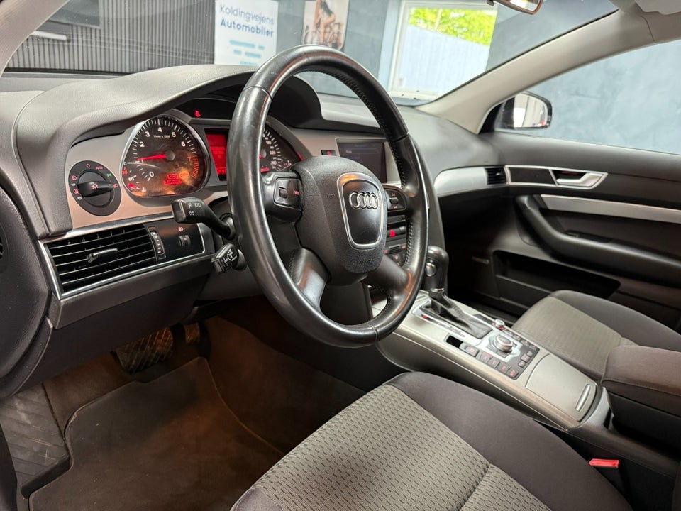 Audi A6 2,4 V6 Avant Multitr. 5d