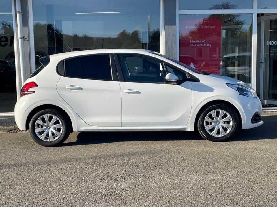 Peugeot 208 1,6 BlueHDi 100 Allure 5d