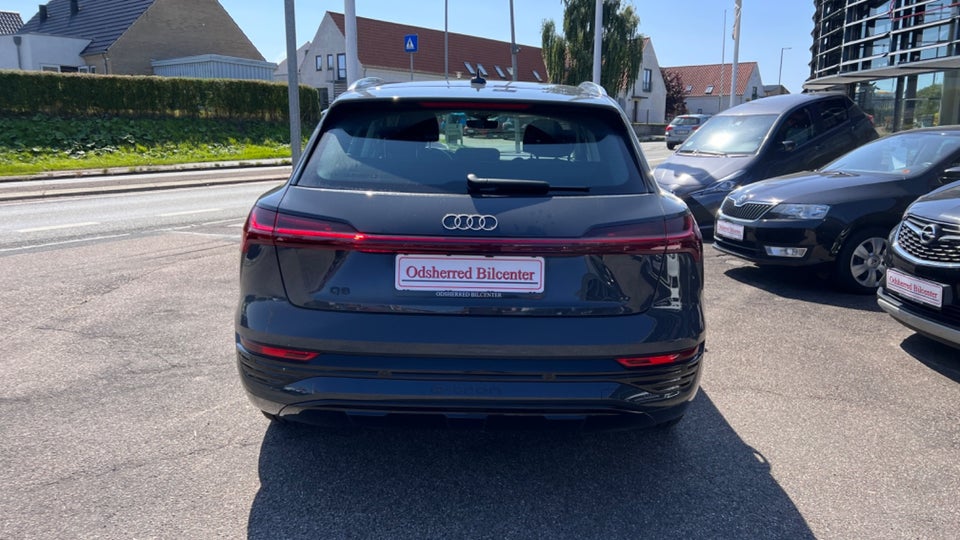 Audi Q8 e-tron 55 Prestige quattro 5d