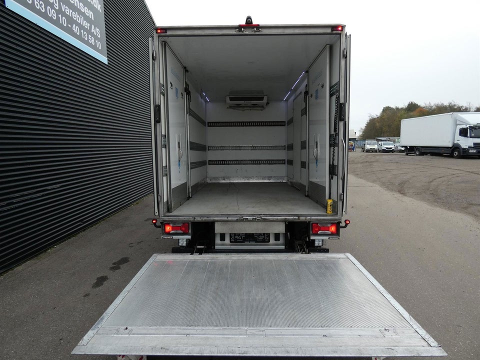 Iveco Daily 3,0 35S18 Alukasse m/lift+køl AG8 2d