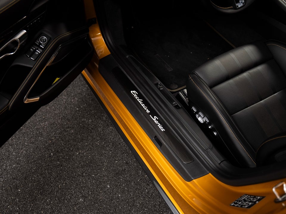 Porsche 911 Turbo S 3,8 Coupé Exclusive PDK 2d