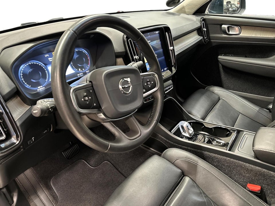 Volvo XC40 2,0 D4 190 Inscription aut. AWD 5d